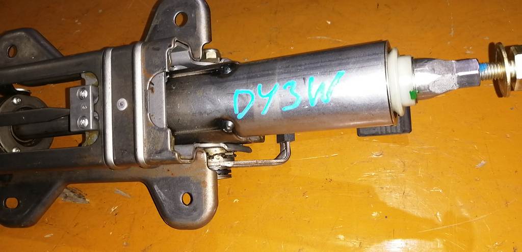 рулевая колонка Mazda Demio