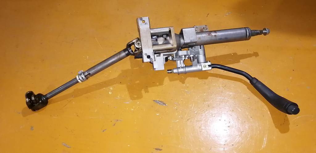 рулевая колонка Mitsubishi Colt