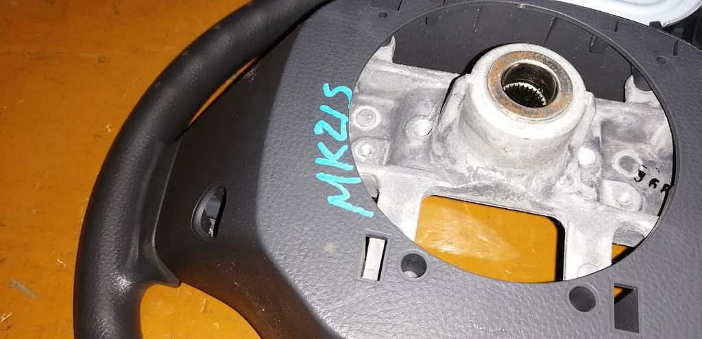 airbag водительский Suzuki Palette