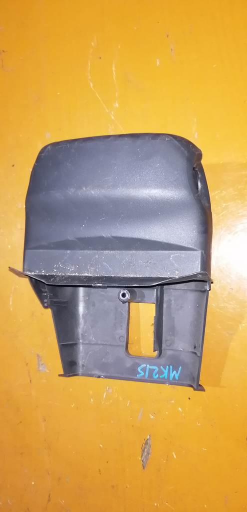 кожух рулевой колонки Suzuki Palette