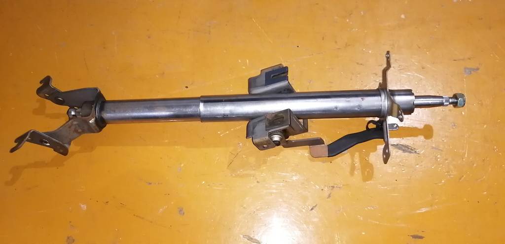 рулевая колонка Mazda Demio