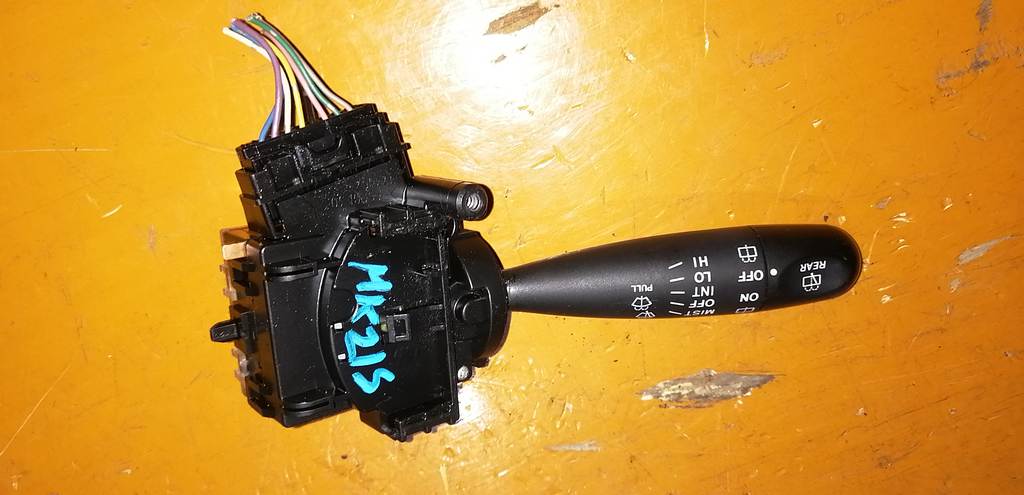 подрулевой переключатель дворников Suzuki Palette