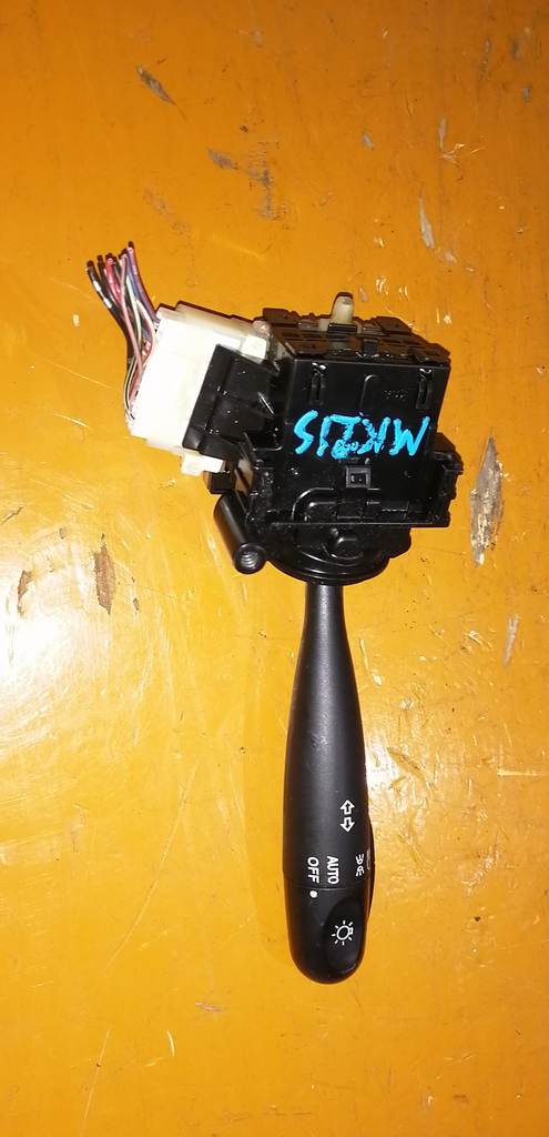 переключатель поворотников и света Suzuki Palette