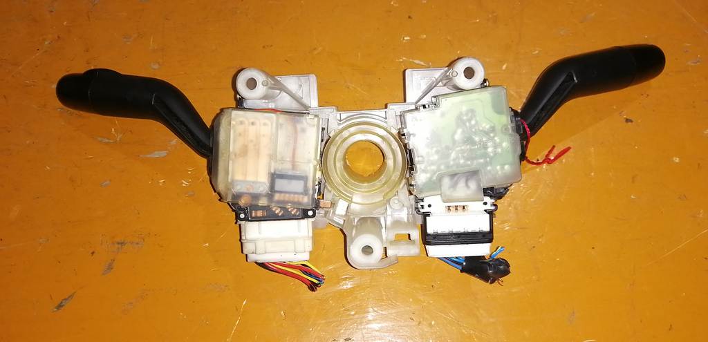 гитара Mazda Demio