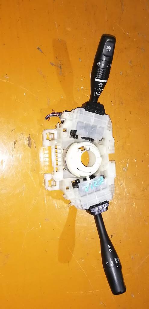 гитара Mitsubishi Colt