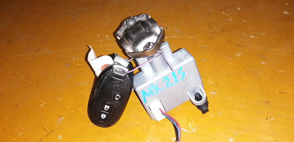 замок зажигания Suzuki Palette