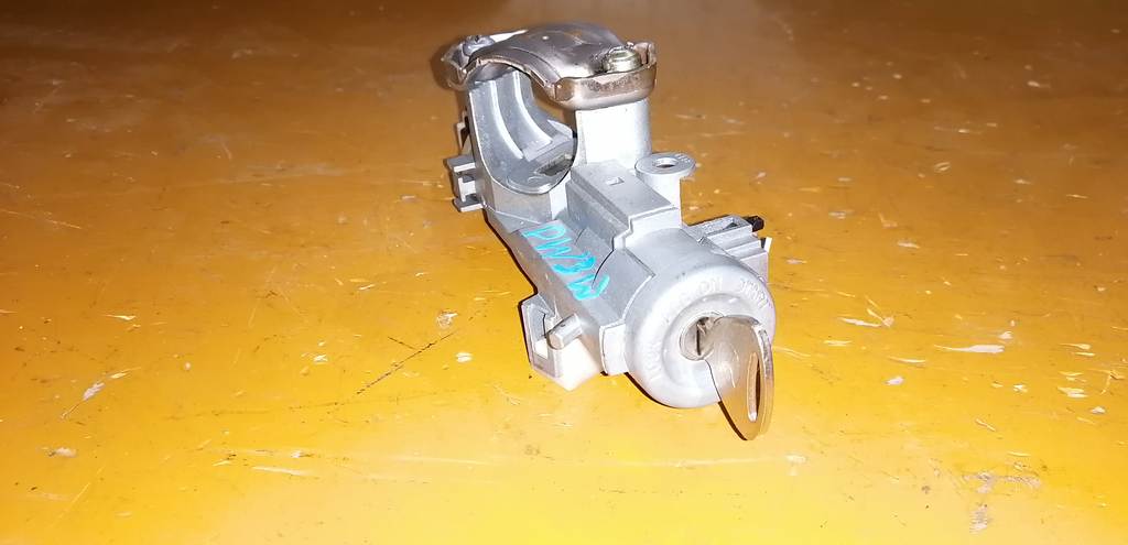 замок зажигания Mazda Demio
