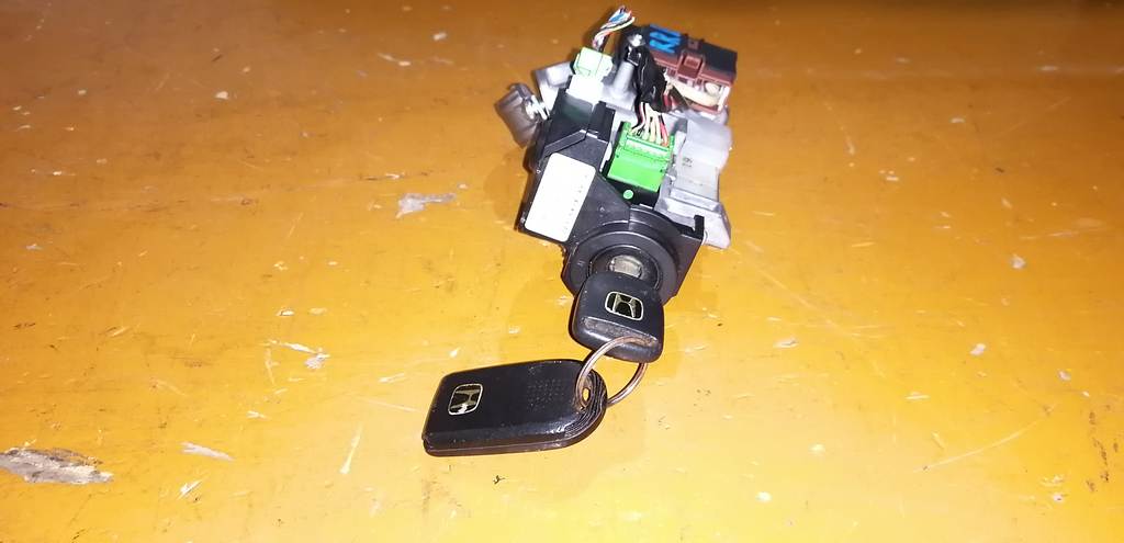 замок зажигания Honda Elysion