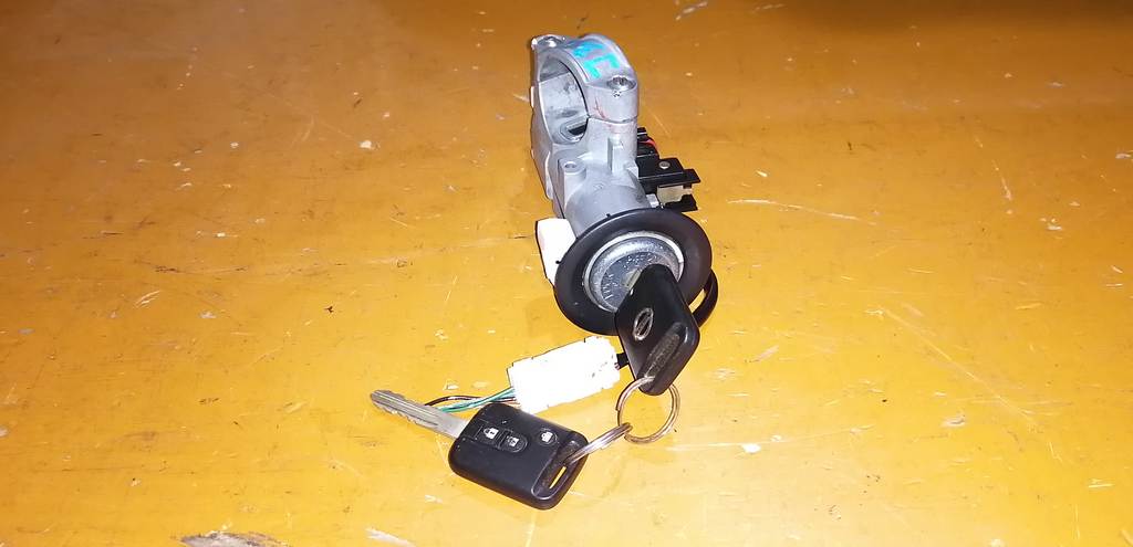 замок зажигания Nissan Teana