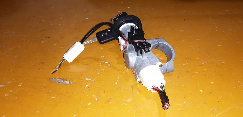 замок зажигания Nissan Teana