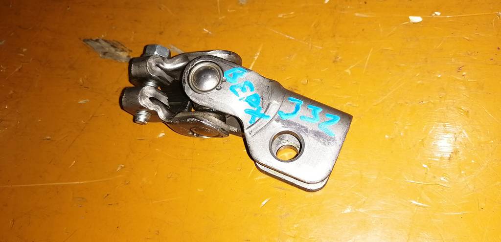 рулевой карданчик Nissan Teana