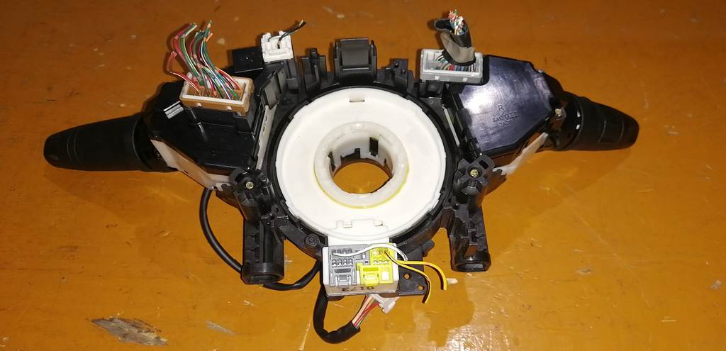 гитара Nissan X-Trail