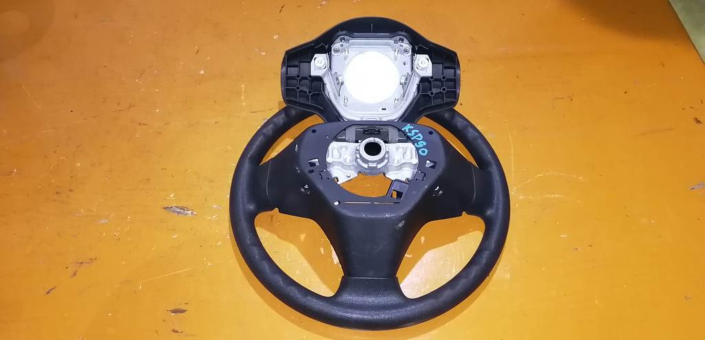 airbag водительский Toyota Vitz