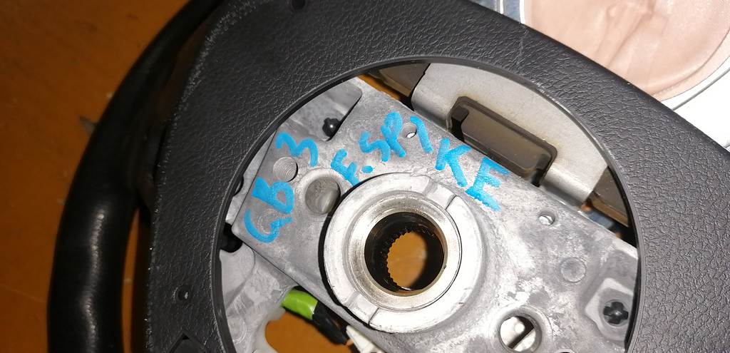 airbag водительский Honda Freed Spike