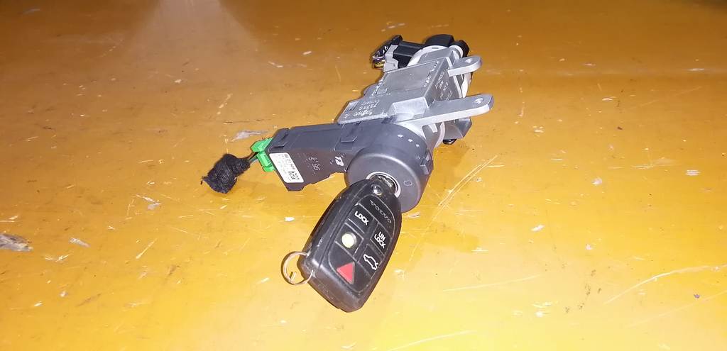 замок зажигания Volvo XC90