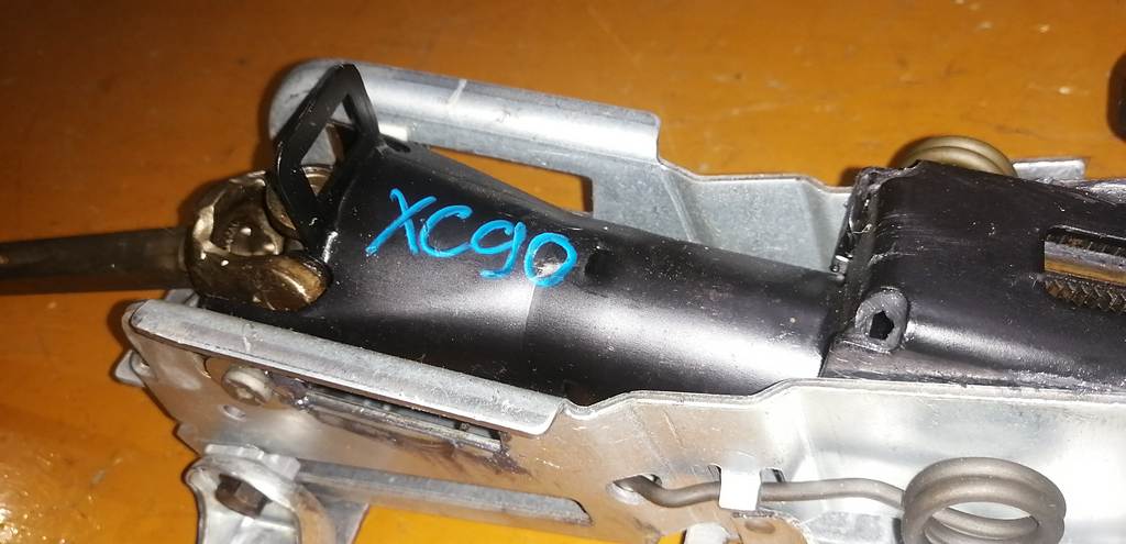 рулевая колонка Volvo XC90