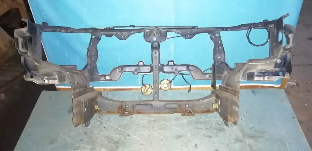 рамка радиатора Mitsubishi Pajero iO