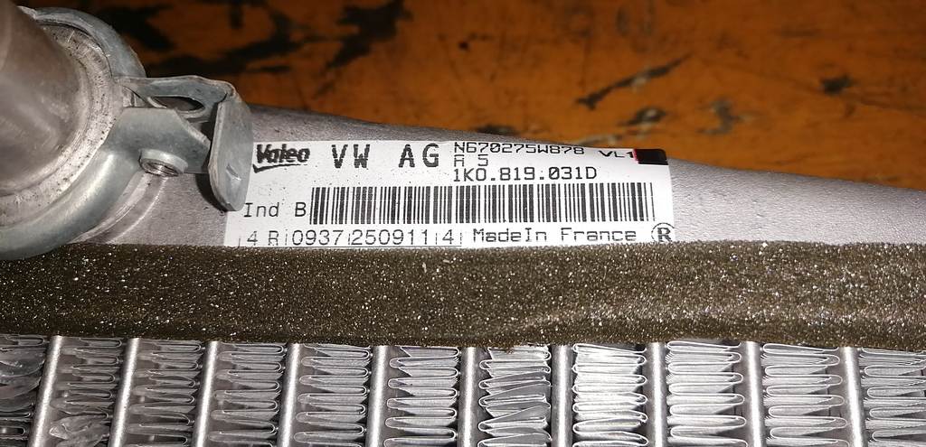 радиатор печки Volkswagen Golf