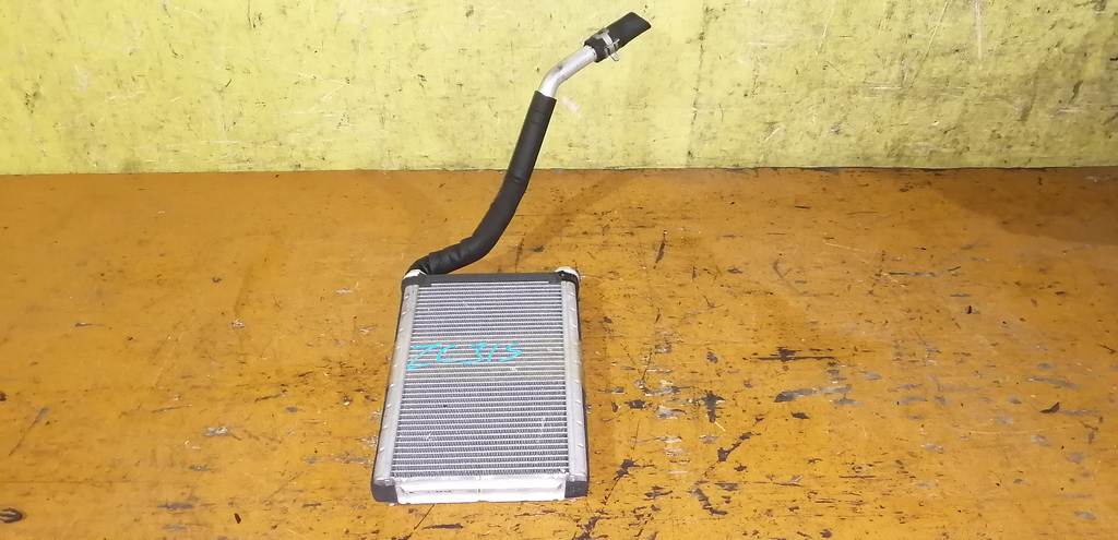 радиатор печки Suzuki Swift