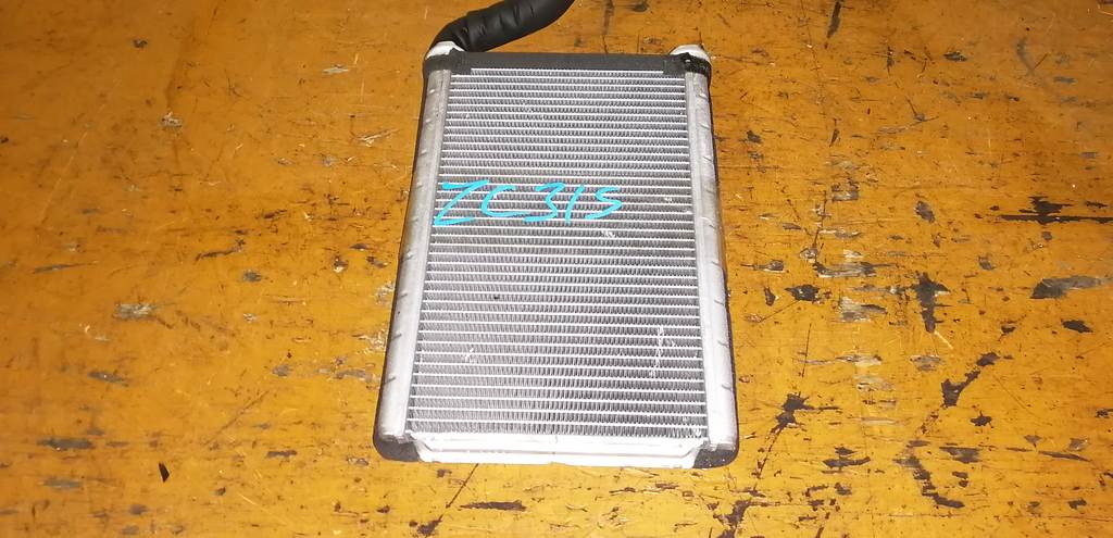 радиатор печки Suzuki Swift