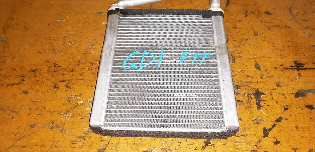 радиатор печки Honda Fit