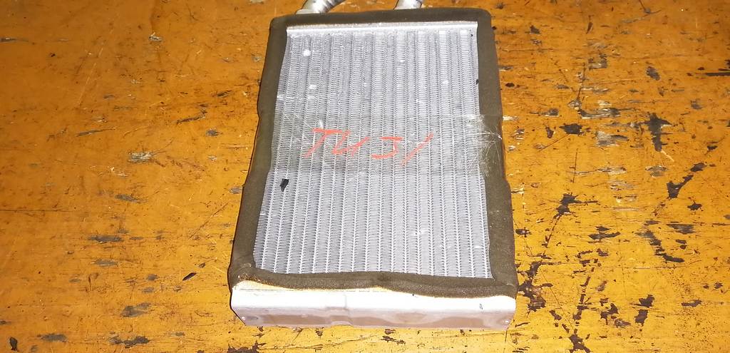 радиатор печки Nissan Presage