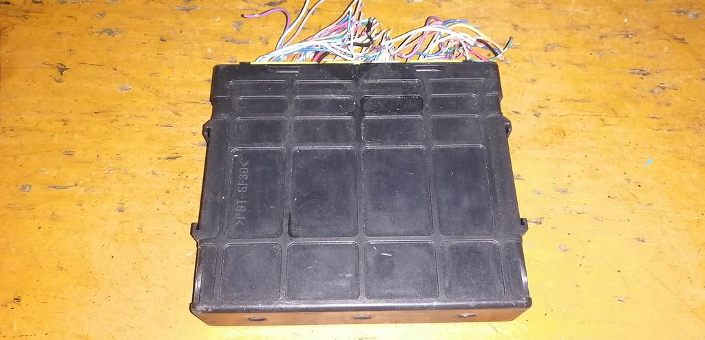 блок управления двс Mitsubishi eK Wagon