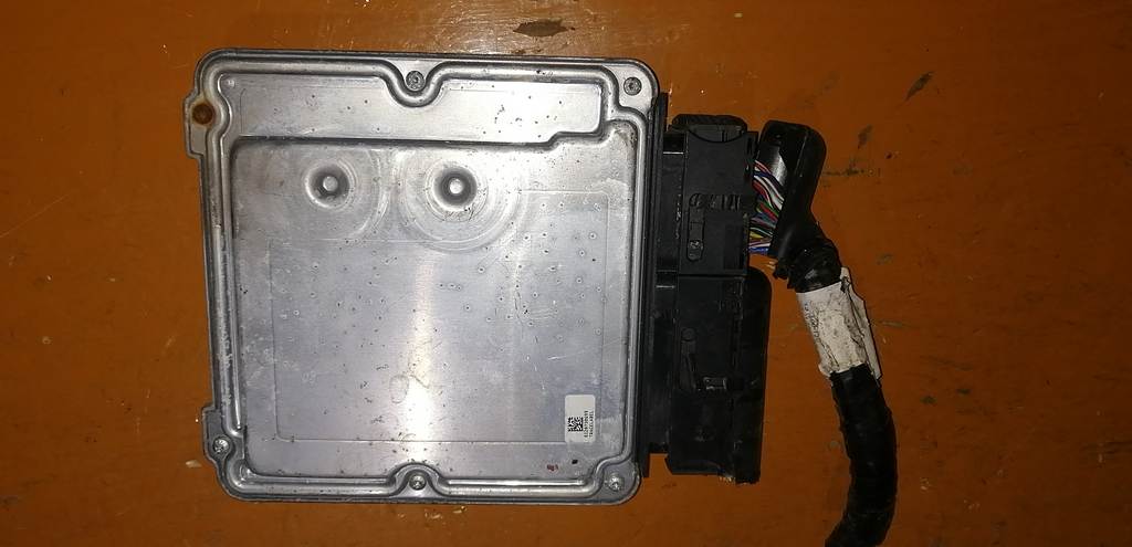 блок управления двс Volkswagen Touareg