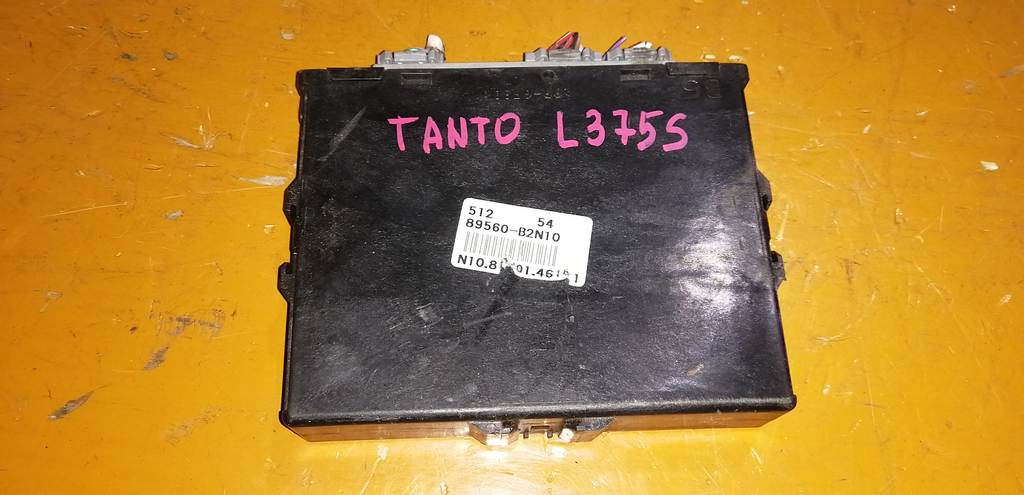 блок управления двс Daihatsu Tanto