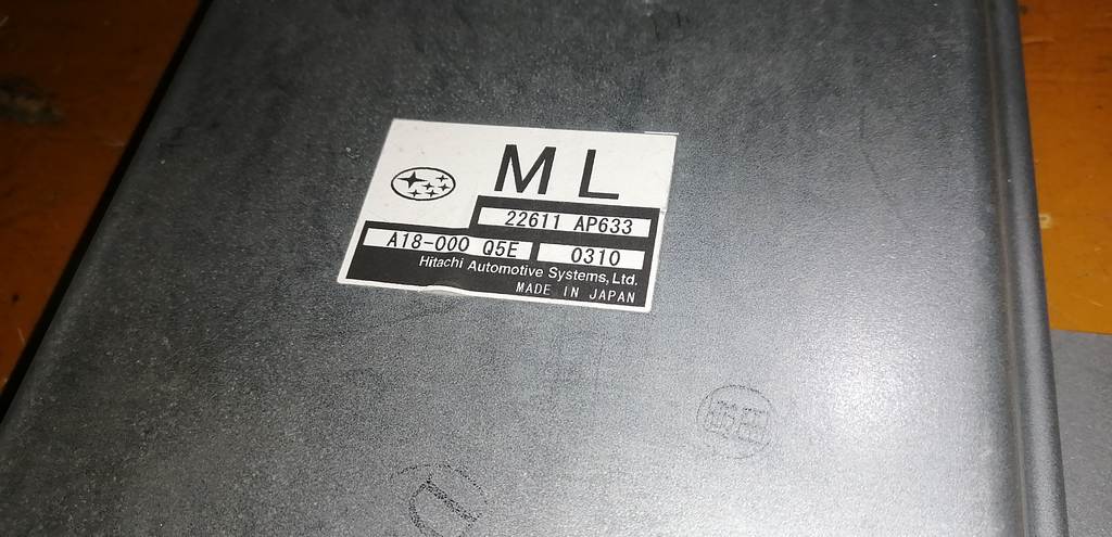 блок управления двс Subaru Impreza