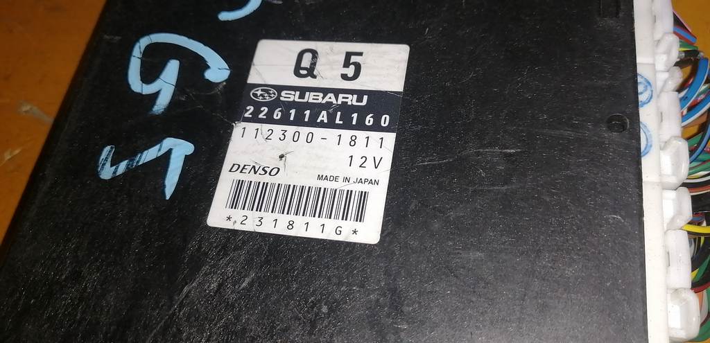 блок управления двс Subaru Forester