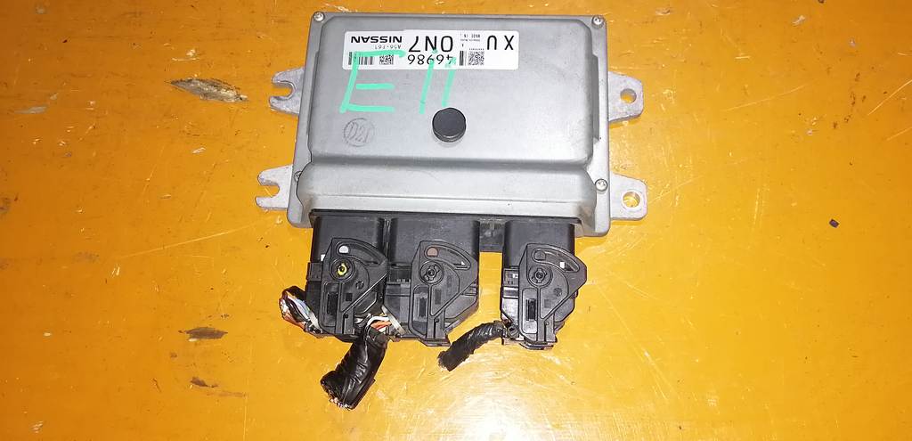 блок управления двс Nissan Note