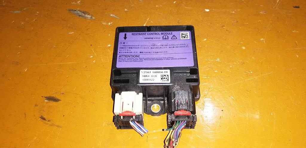 блок управления airbag Mazda Demio