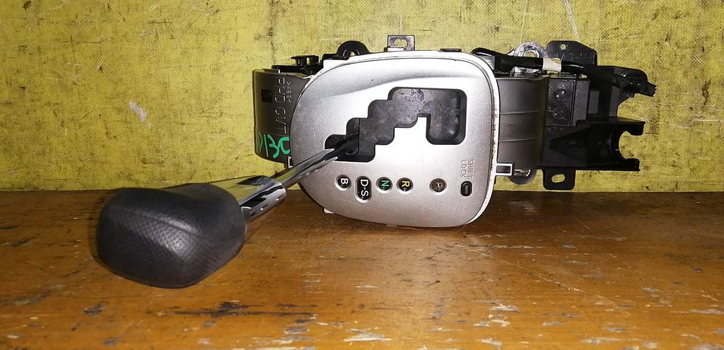 селектор акпп Toyota Vitz