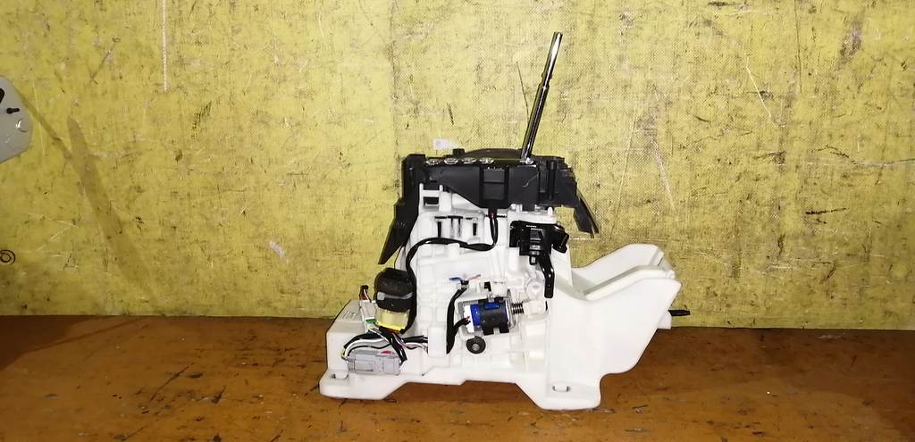 селектор акпп Mitsubishi Outlander