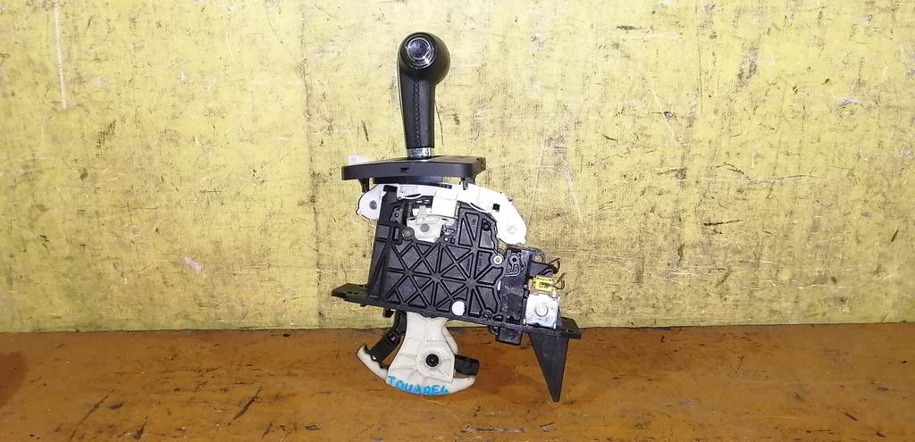 селектор акпп Volkswagen Touareg