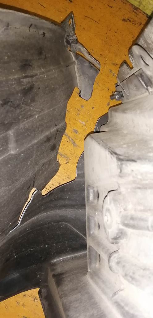 подкрылок Subaru Impreza