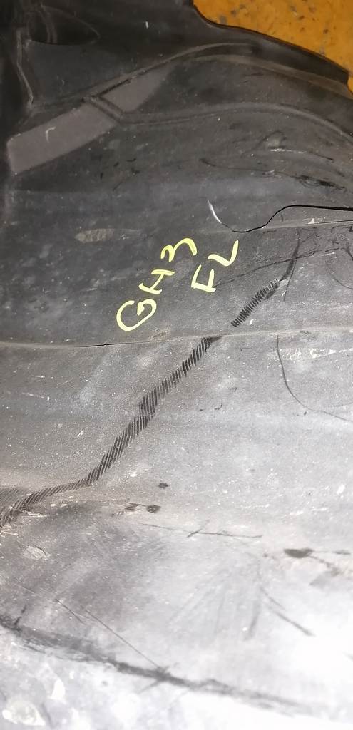 подкрылок Subaru Impreza