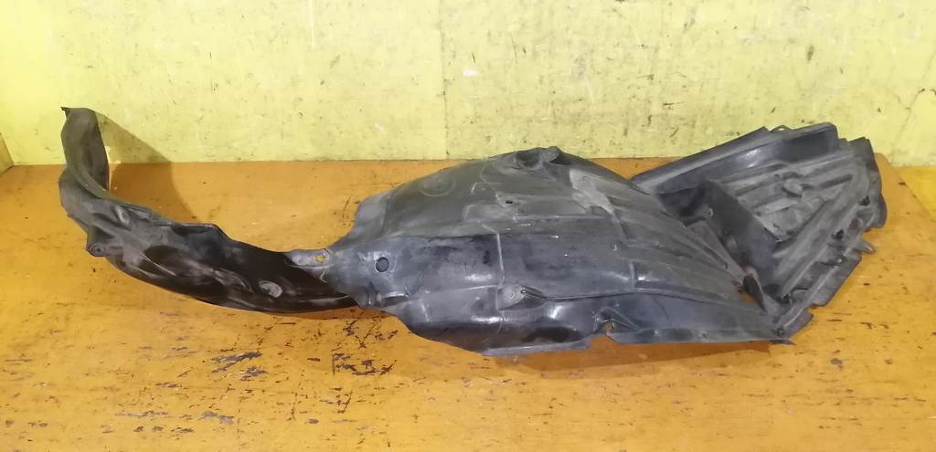 подкрылок Subaru Impreza