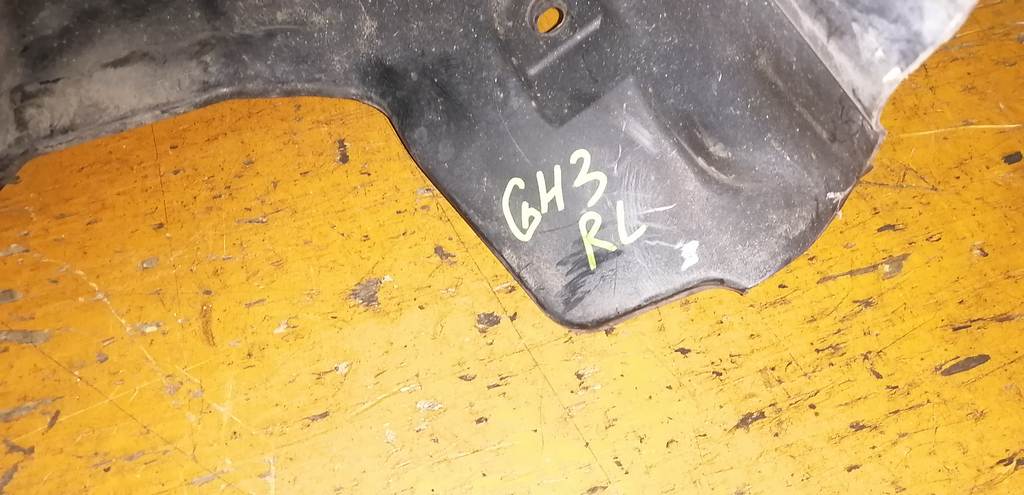 подкрылок Subaru Impreza