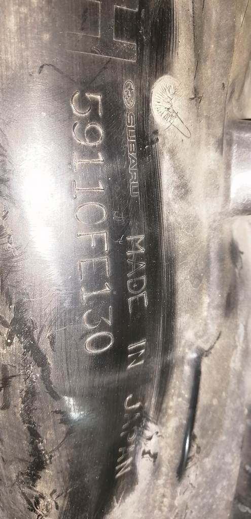 подкрылок Subaru Impreza