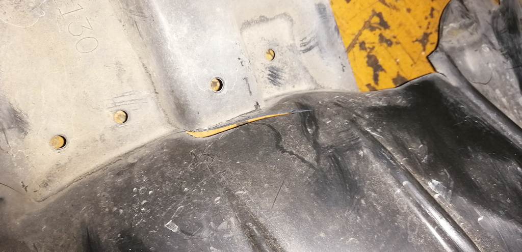 подкрылок Subaru Impreza