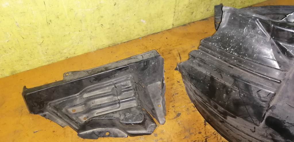 подкрылок Subaru Legacy