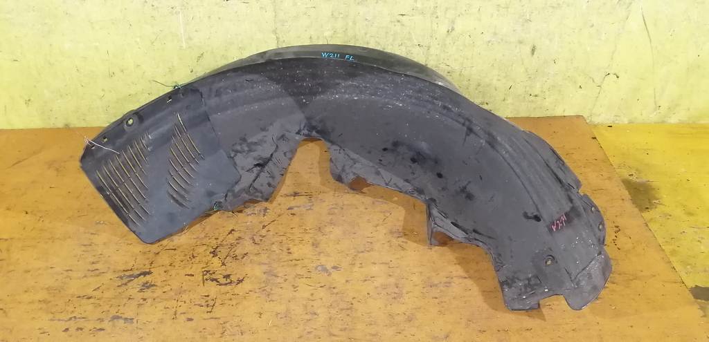 подкрылок Mercedes-Benz E-Class