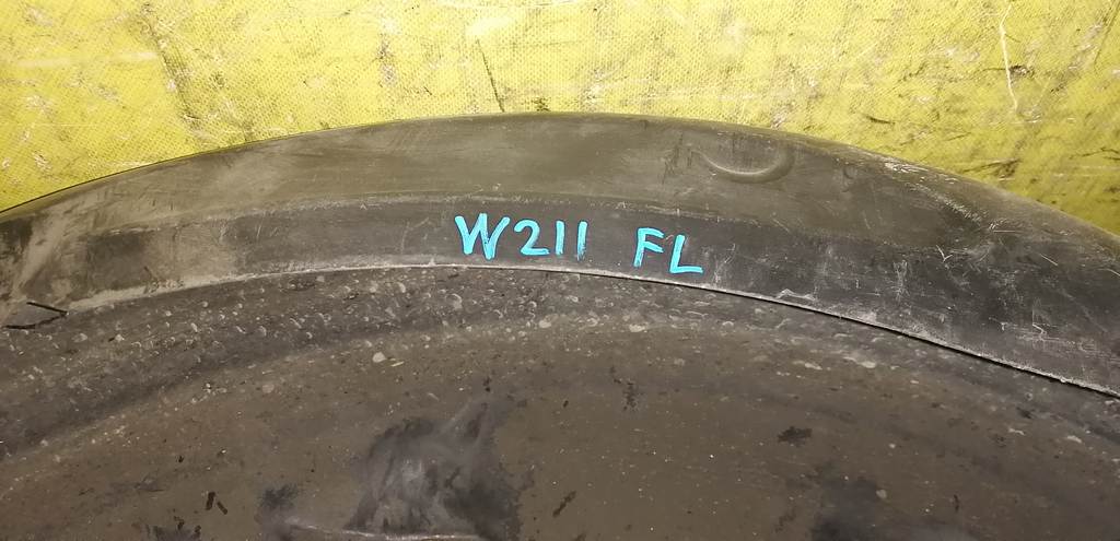 подкрылок Mercedes-Benz E-Class