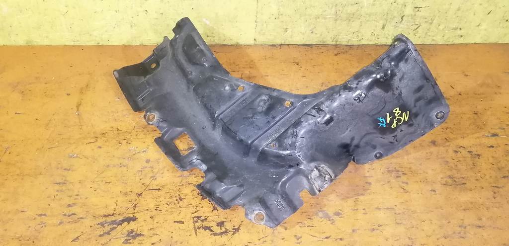 защита двигателя Toyota Sienta