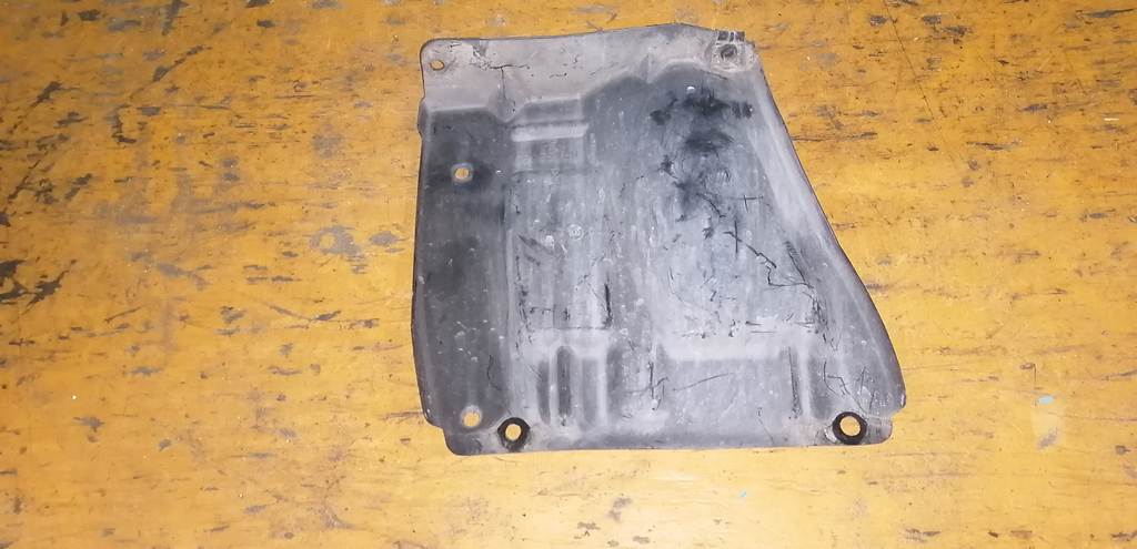 защита двигателя Mitsubishi Colt