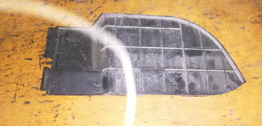 защита двигателя Mazda Demio