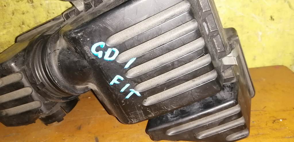 корпус воздушного фильтра Honda Fit