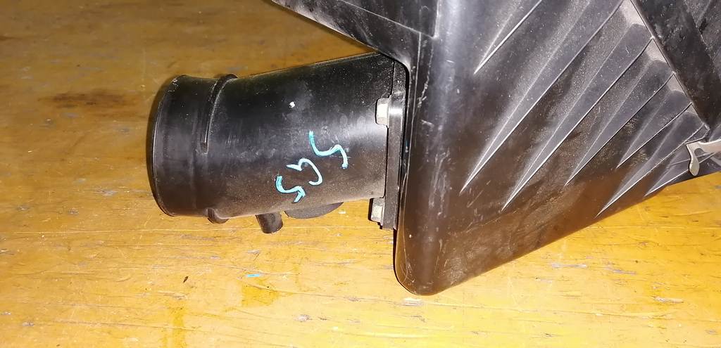 корпус воздушного фильтра Subaru Forester